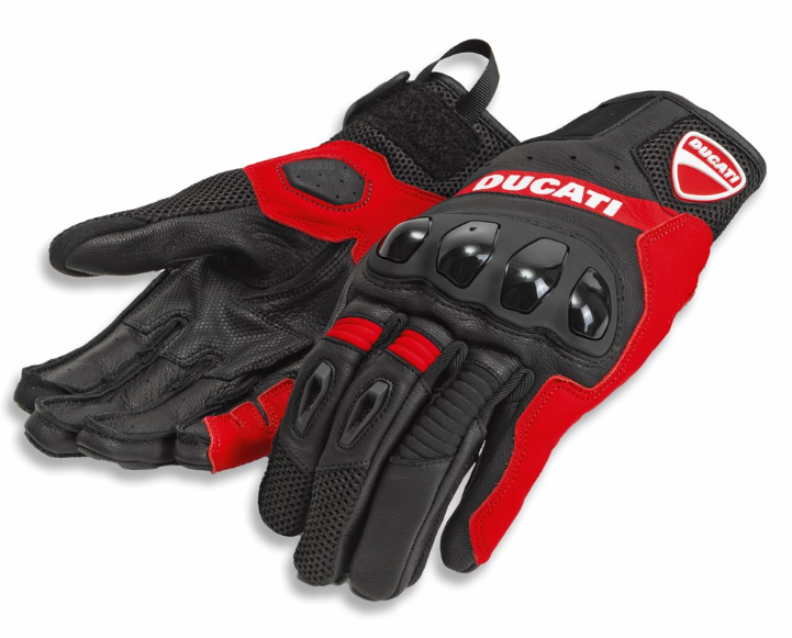 City C4 Red/Black